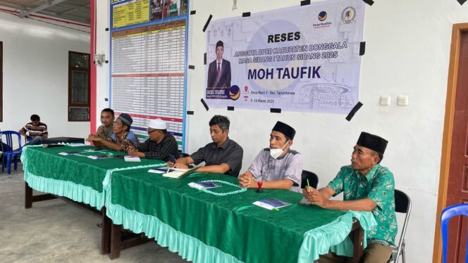 
					Saat Ketua DPRD Donggala, Moh Taufik serap aspirasi masyarakat di Desa Wani 3 pada Minggu (09/03/25). FOTO: HDR