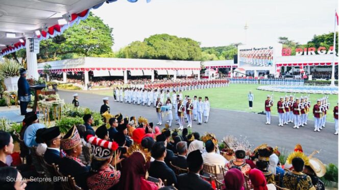 
					Presiden RI Prabowo Subianto memimpin Upacara Peringatan Detik-Detik Proklamasi Kemerdekaan ke-80 Republik Indonesia di Istana Merdeka, Jakarta, Minggu (17/08/25). FOTO: istimewa