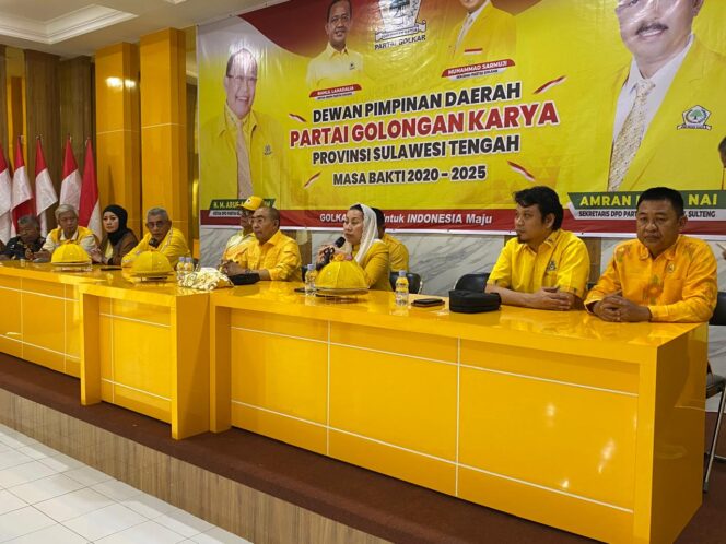 
					Pengurus DPD Partai Golkar Sulawesi Tengah saat menggelar konferensi pers terkait persiapan Musda XI yang akan berlangsung pada 24 Agustus 2025 di Palu, Minggu (17/08/25). FOTO: netiz.id