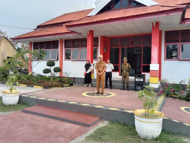 
					Camat Labuan, Arifin. FOTO: istimewa