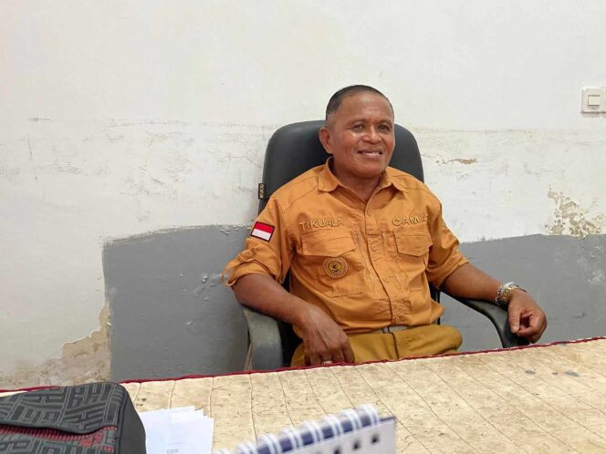 
					Camat Sindue, Tikuala. FOTO: netiz.id 