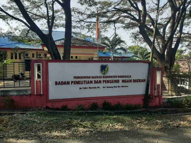 
					Kantor Balitbangda Kabupaten Donggala. FOTO: istimewa