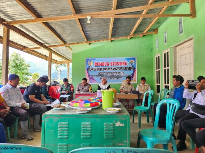 
					Suasana Rembuk Stunting Desa Bambakanini, Kecamatan Pinembani, Kabupaten Donggala, yang melibatkan lintas sektor, tokoh masyarakat, serta kader posyandu. FOTO: istimewa