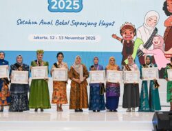 Sulteng Nambaso di Kancah Nasional, Bunda PAUD Sry Nirwanti Dapat Penghargaan dari Kemendikbudristek