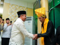 Gubernur Anwar Hafid Sambut UAS di Palu Jelang Peresmian Masjid Raya Baitul Khairaat