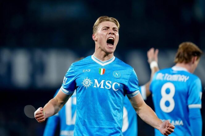 
					Striker Napoli, Rasmus Højlund meluapkan emosinya usai mencetak gol ke gawang Juventus dalam laga pekan ke-14 Serie A di Stadio Diego Armando Maradona, Senin (08/12/25) dini hari WIB. FOTO: (IG) 