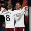 Pemain Arsenal Martin Ødegaard dan Declan Rice saling merayakan gol dalam laga pekan ke-20 Liga Premier Inggris melawan Bournemouth di Stadion Vitality, Minggu (04/01/26) dini hari WIB. FOTO: (IG) arsenal