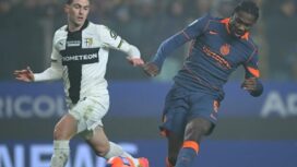 Penyerang Inter Milan, Marcus Thuram (kanan), melepaskan tendangan terukur ke gawang Parma dalam laga pekan ke-19 Serie A di Stadio Ennio Tardini, Parma, Kamis (08/01/26) dini hari WIB. FOTO: (IG) inter