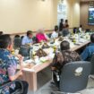 Gubernur Sulawesi Tengah, Anwar Hafid, bersama jajaran Pemerintah Provinsi Sulawesi Tengah dan Kanwil ATR/BPN Sulteng saat meninjau langsung pemanfaatan aplikasi Geo Portal sebagai pusat integrasi data lintas sektor, di Palu, Sabtu (10/01/26). FOTO: istimewa