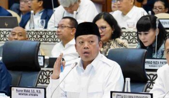 Menteri Agraria dan Tata Ruang/Kepala BPN Nusron Wahid menyampaikan paparan dalam Rapat Kerja Tim Panitia Khusus (Pansus) Penyelesaian Konflik Agraria bersama DPR RI di Gedung DPR RI, Jakarta, Rabu (21/01/26). FOTO: istimewa