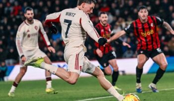 Florian Wirtz (Liverpool) melepaskan tembakan ke arah gawang Bournemouth pada laga Liga Premier Inggris pekan ke-23 di Stadion Vitality, Minggu (25/01/26). FOTO: (IG) liverpoolfc