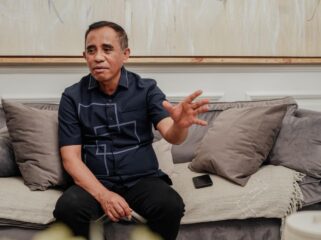 Gubernur Sulawesi Tengah, Anwar Hafid, menyampaikan komitmen pemerintah provinsi dalam menertibkan tenaga kerja asing ilegal dan melindungi tenaga kerja Indonesia melalui pengawasan langsung di lapangan. FOTO: istimewa