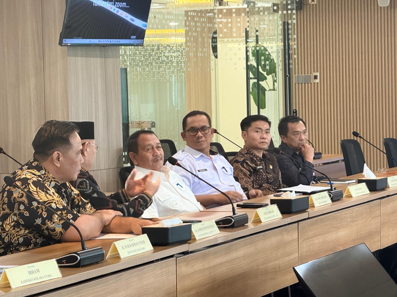 Bupati yaumil