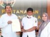 Kantah Donggala Serahkan Sertipikat Pengganti Aset Pemprov Sulteng untuk SMA Negeri 1 Sirenja