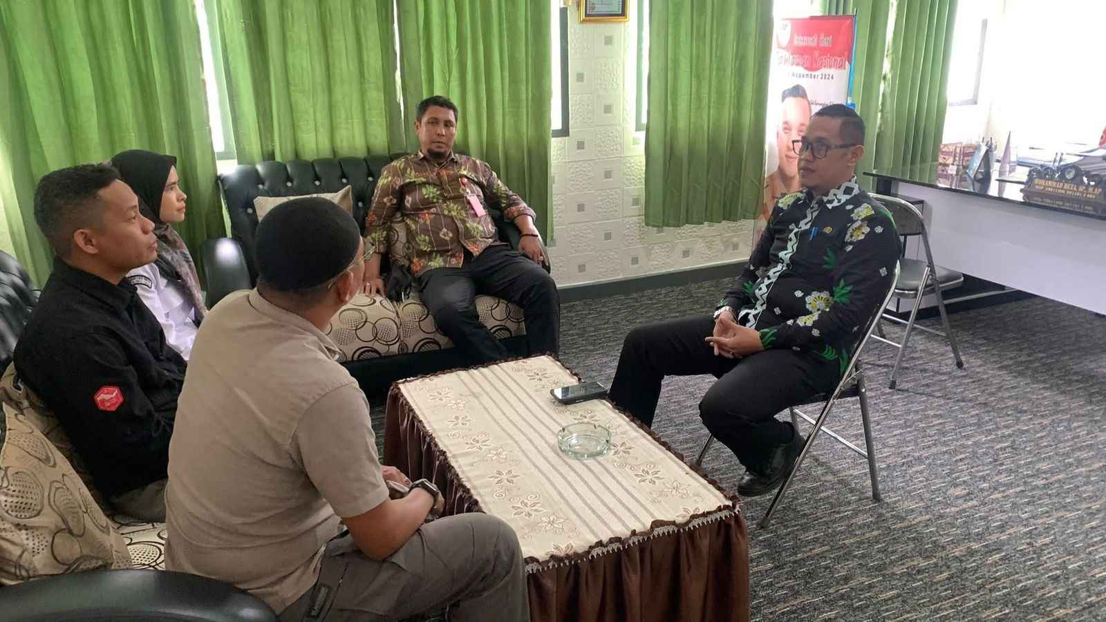 Camat banawa