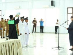 Bupati Donggala, Vera Lantik Dua Kades PAW, Minta Rangkul Semua Warga