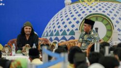 Ribuan Warga Padati Masjid Raya Palu, Hanan Attaki Sampaikan Dakwah Berani Berkah