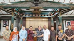 Perkuat Ranperda, DPRD Sulteng Dalami Strategi Ekonomi Hijau dan Pajak Daerah di Yogyakarta