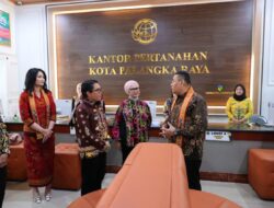 Wamen ATR/BPN Ossy Dermawan Tinjau Layanan Pertanahan di Palangkaraya, Tekankan Pelayanan Cepat dan Nyaman
