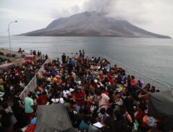 Erupsi Gunung Ruang Sulut Seret 5 Pejabat Sitaro ke Pusaran Kasus Korupsi Bantuan Bencana 22,7 Miliar