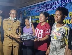 Bupati Vera Dorong Penurunan Stunting, Salurkan 1,2 Ton Ikan di Dua Desa di Banawa Selatan