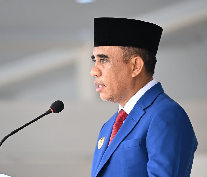 Gubernur Anwar Hafid