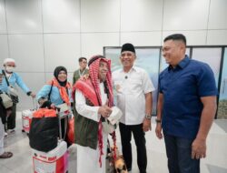 Gubernur Anwar Hafid Sambut Jamaah Haji Morowali, Poso, Banggai Laut dan Palu