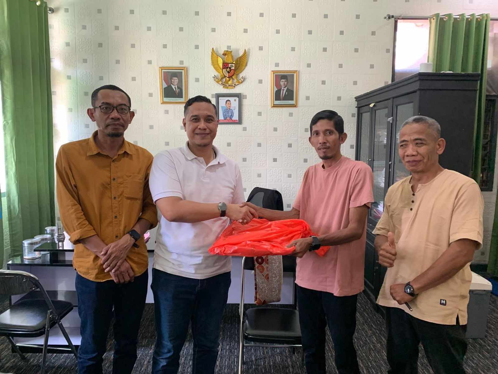 Camat Banawa