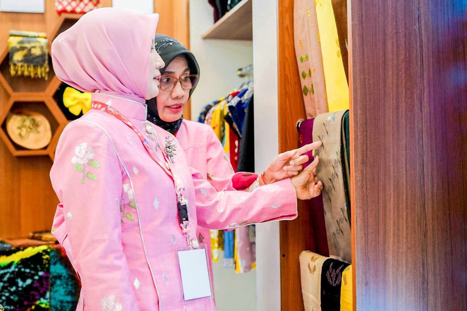 Ketua Dekranasda Sulteng