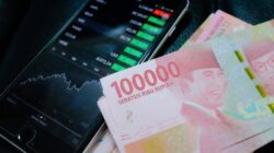 IHSG Melemah ke Level 6.185 Tertekan Mundurnya Gubernur BI Perry Warjiyo