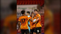 Hasil Wolverhampton vs Doncaster: Gol Telat Lopez dan Chirewa Amankan Kemenangan